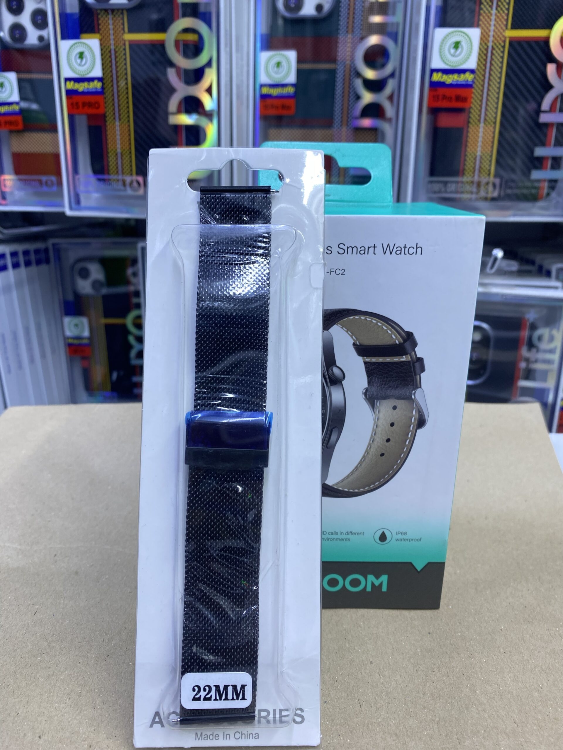 22mm Black stainless steel Milanese loop watch straps - Image 2